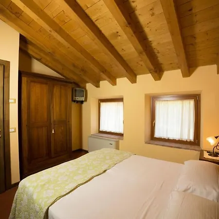 Gospodarstwo agroturystyczne Casa Rosa *